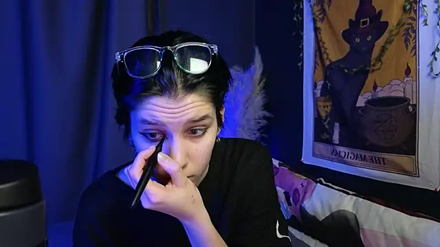 Hyeon Jin online show from January 2025 08:47:01 PM