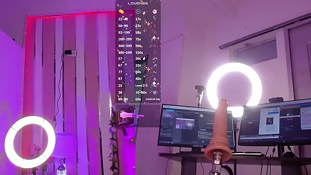 TylerBloom online show from October 2025 01:37:02 PM