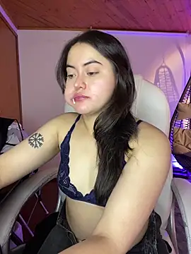 Camila pinkk online show from June 2026 01:56:02 PM
