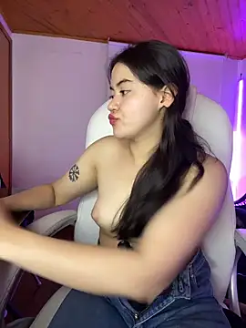 Camila pinkk online show from March 2026 01:54:01 PM