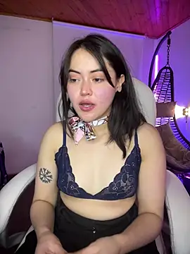 Snapshot of Camila_pinkk chatting on April 2026 01:29:01 PM Camila pinkk online show from April 2026 01:29:01 PM