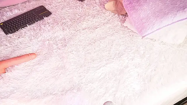 Snapshot of larastanford1 chatting on November 2025 02:26:01 AM larastanford1 online show from November 2025 02:26:01 AM