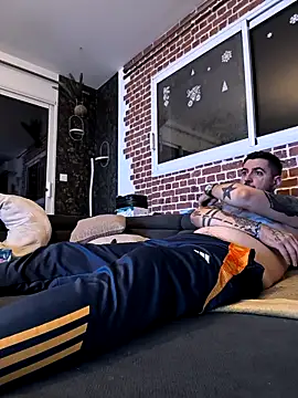 thefrenchkiss25 online show from March 2026 08:45:01 PM