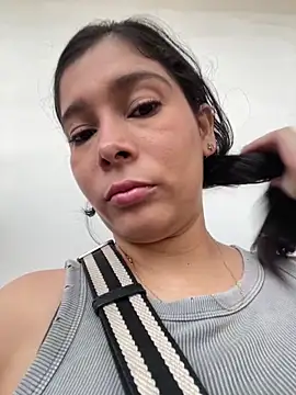 MilaRux online show from February 2026 01:57:02 PM