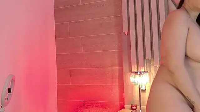 Snapshot of MilaRux chatting on December 2025 07:37:02 PM MilaRux online show from December 2025 07:37:02 PM