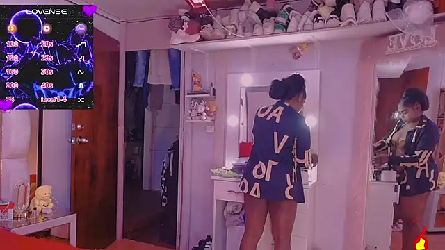 Snapshot of Aliana_Ross chatting on September 2025 08:24:01 AM Aliana Ross online show from September 2025 08:24:01 AM