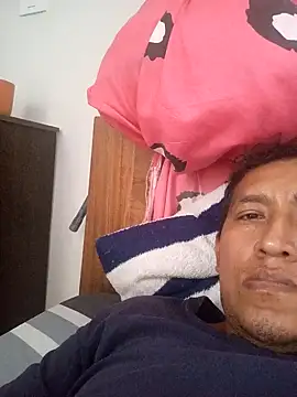 Elpeque x40 online show from January 2025 06:33:02 PM