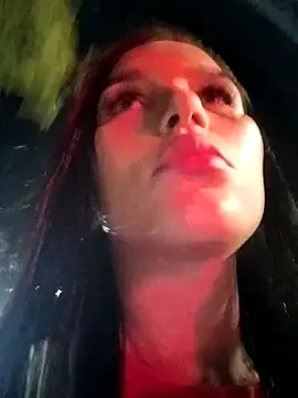 the queen of street online show from December 2025 02:26:01 AM