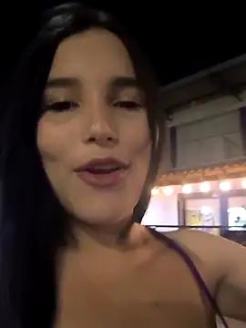 the queen of street online show from March 2026 02:44:02 AM