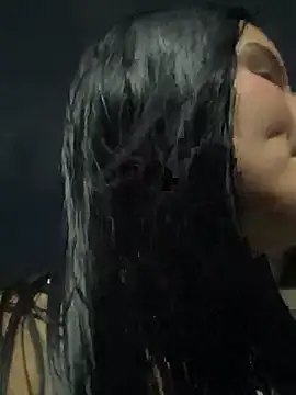 the queen of street online show from April 2026 03:13:02 AM