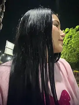 the queen of street online show from April 2026 04:26:02 AM