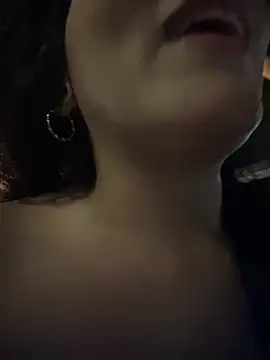 the queen of street online show from March 2026 02:33:02 AM