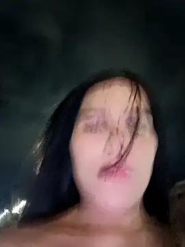 the queen of street online show from November 2025 01:54:01 AM