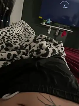 azzel19 online show from January 2025 06:16:01 AM