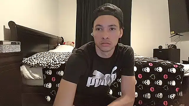 azzel19 online show from February 2025 02:08:02 AM