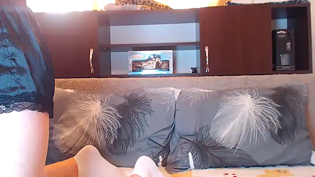 Snapshot of AshlineKatte chatting on December 2025 12:22:02 PM AshlineKatte online show from December 2025 12:22:02 PM