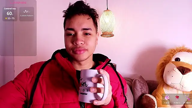 Snapshot of AlecLightwood_ chatting on December 2025 05:45:01 AM AlecLightwood online show from December 2025 05:45:01 AM