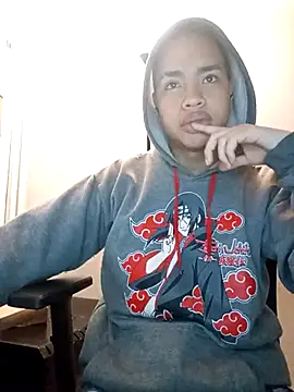 Snapshot of AlecLightwood_ chatting on September 2025 06:18:02 AM AlecLightwood online show from September 2025 06:18:02 AM