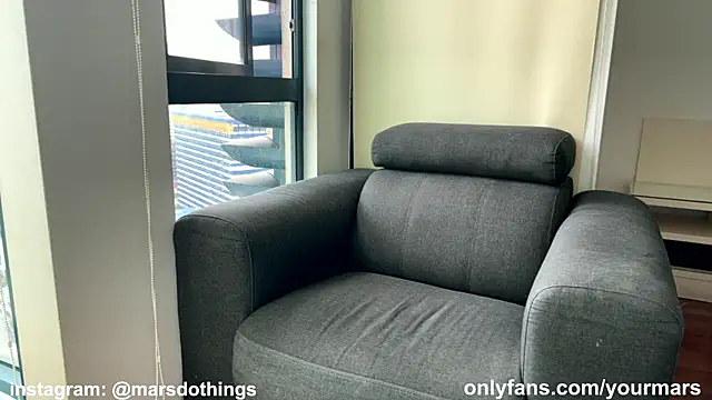 YourMarsLove online show from December 2025 01:16:01 AM