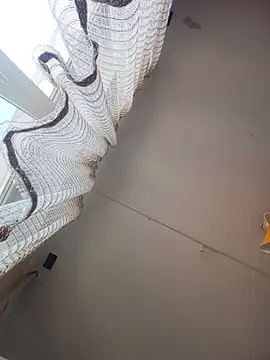 Lauren Amabel online show from March 2026 09:52:01 AM