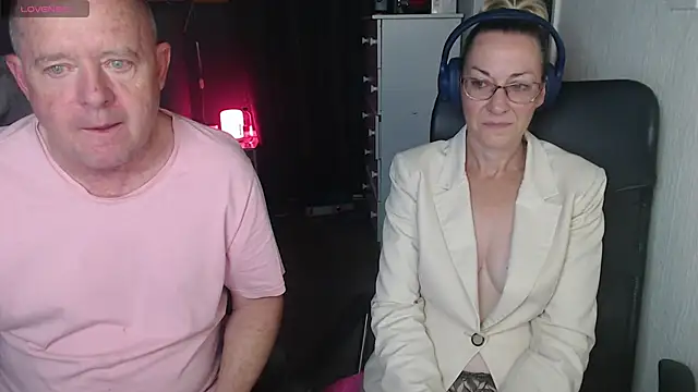 boeslaboes1 online show from December 2025 02:29:02 AM