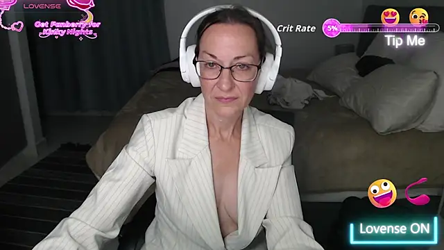 Snapshot of boeslaboes1 chatting on June 2026 06:35:02 PM boeslaboes1 online show from June 2026 06:35:02 PM