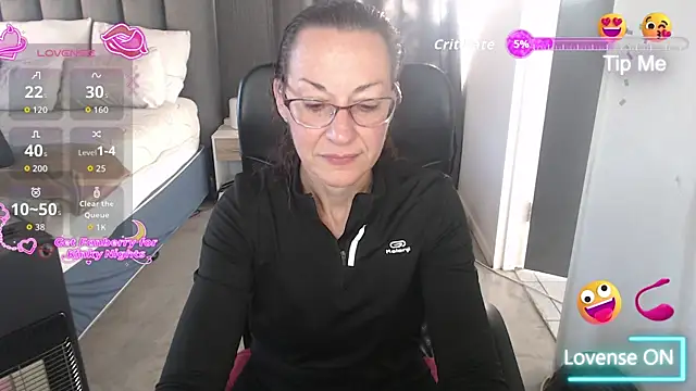 Snapshot of boeslaboes1 chatting on May 2026 05:55:01 AM boeslaboes1 online show from May 2026 05:55:01 AM