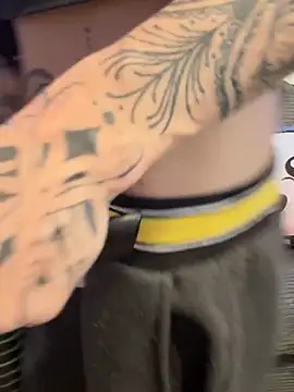 trashbrat online show from April 2026 10:49:02 PM