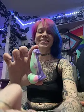 trashbrat online show from April 2026 10:01:01 AM