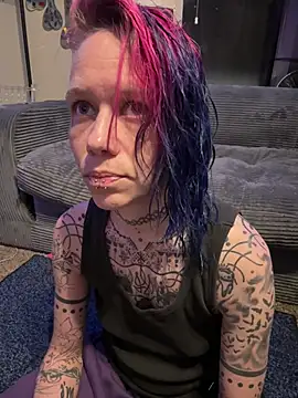 Snapshot of trashbrat chatting on June 2026 06:36:02 AM trashbrat online show from June 2026 06:36:02 AM