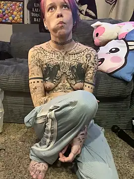 trashbrat online show from April 2026 10:11:02 AM