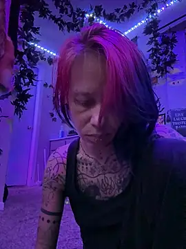trashbrat online show from May 2026 05:35:01 AM
