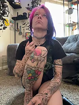 trashbrat online show from May 2026 09:22:02 PM