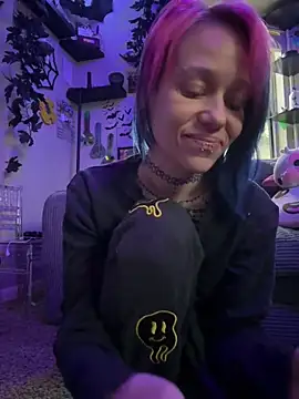 trashbrat online show from May 2026 11:32:01 PM