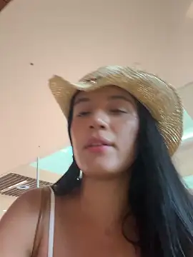 Siempre-locos69 online show from February 2026 08:31:02 PM