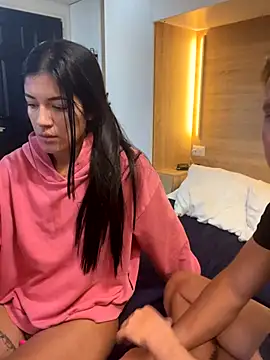 Snapshot of Siempre-locos69 chatting on December 2025 02:23:01 PM Siempre-locos69 online show from December 2025 02:23:01 PM