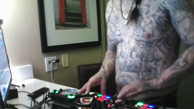 justthetip4209 online show from March 2025 09:12:02 AM