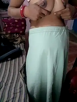 Viralcouple025 online show from March 2025 08:32:02 PM