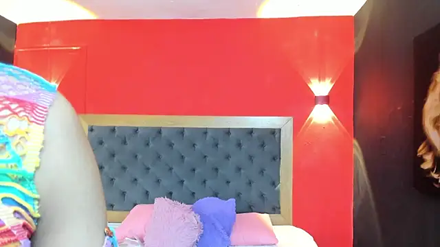 Charlot Vega  online show from October 2025 07:46:01 PM