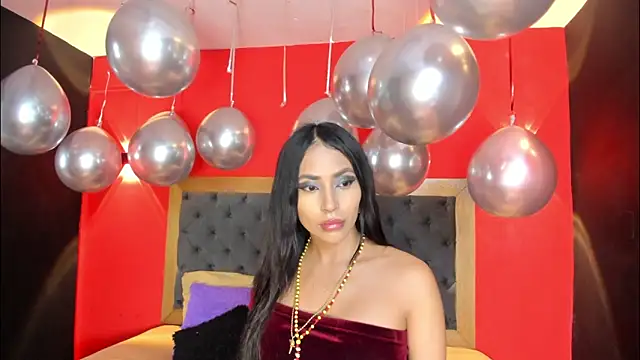 Snapshot of Charlot_Vega_ chatting on January 2026 04:44:01 PM Charlot Vega online show from January 2026 04:44:01 PM