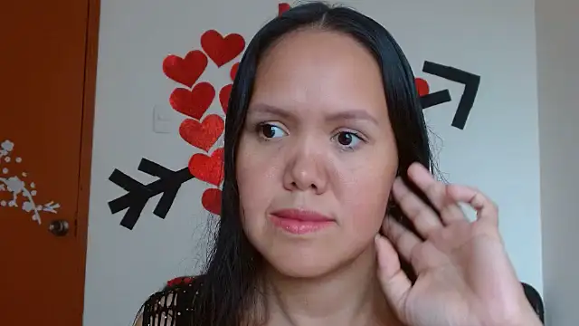 Snapshot of marilynbeautifullyhairy chatting on February 2025 04:58:02 PM marilynbeautifullyhairy online show from February 2025 04:58:02 PM