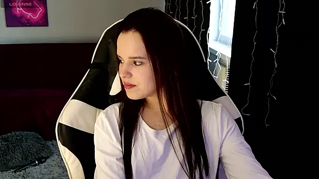 Harleen Moore online show from May 2026 05:09:02 AM