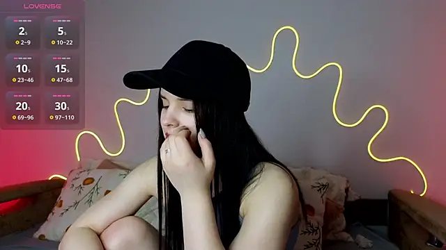 Harleen Moore online show from March 2025 07:20:02 PM