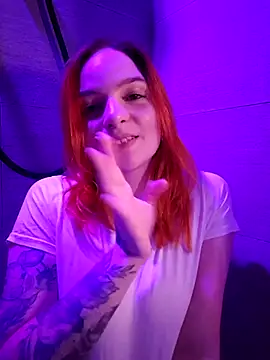 IceFoxy online show from September 2025 06:08:02 PM