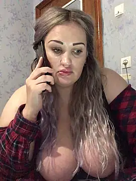 VikiiStoun online show from November 2025 03:26:01 PM