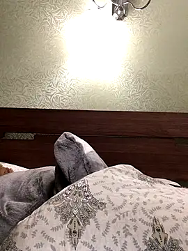 VikiiStoun online show from November 2025 04:18:02 PM