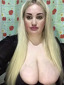 VikiiStoun online show from April 2026 09:21:01 PM