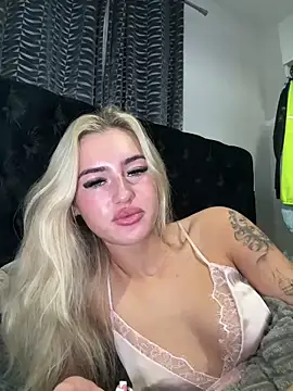 PrettyPrincess69x online show from January 2025 08:18:02 AM