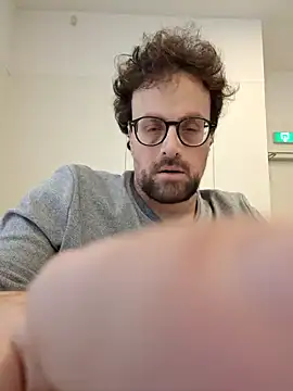 littlehairyman online show from March 2025 02:06:02 PM