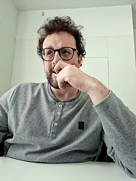 littlehairyman online show from March 2025 08:41:02 AM